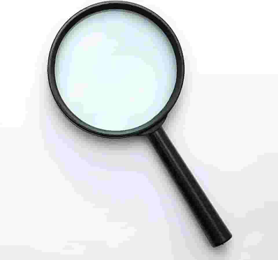 Lupa de Mão com Lente de 75mm, Cabo Anatômico, para Leitura Estudos e Hobbie