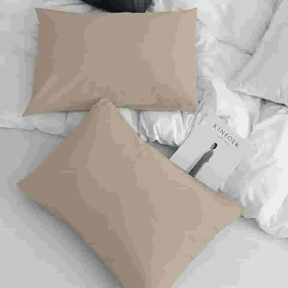 Par de Fronhas Premium na Cor Cáqui, em Tecido Percal Flex 400 Fios-FS