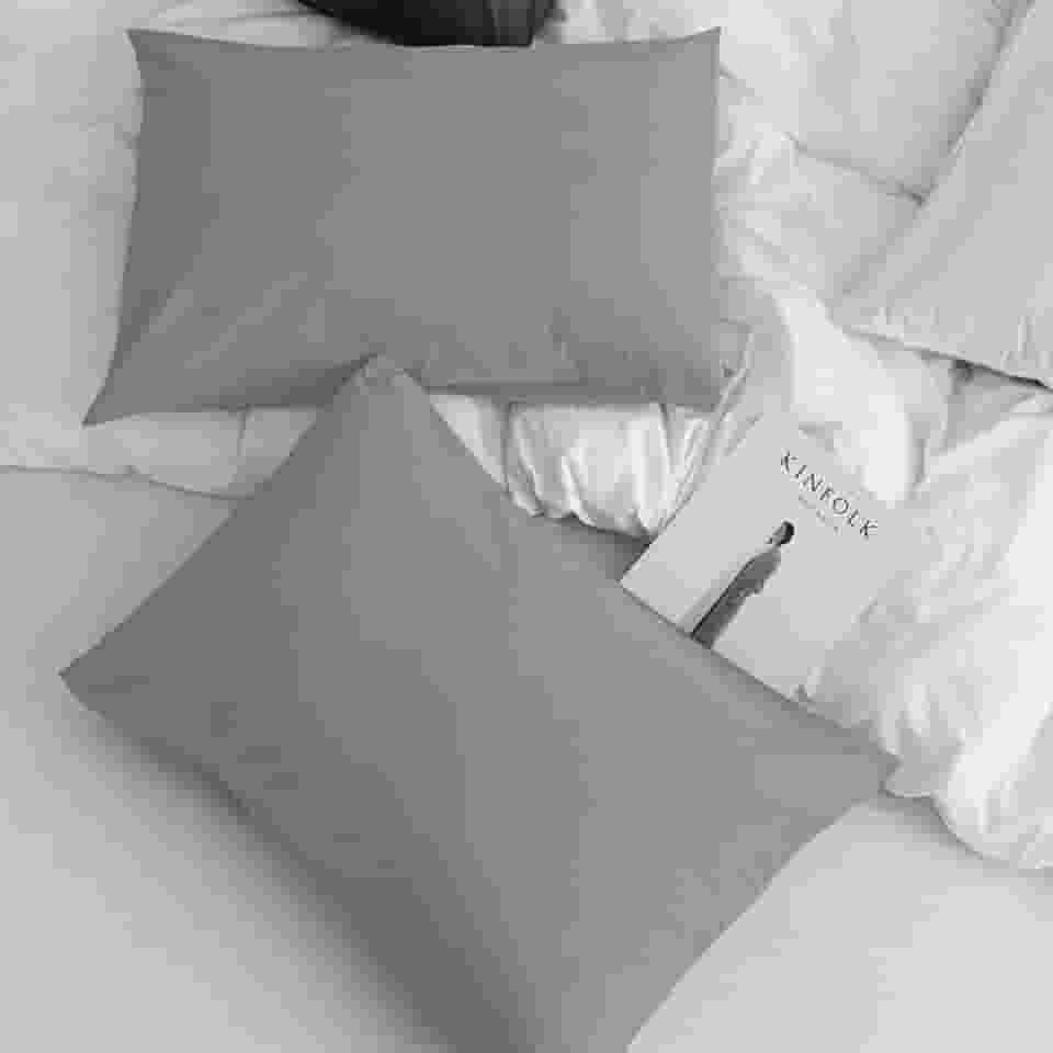 Par de Fronhas Premium na Cor Cinza, em Tecido Percal Flex 400 Fios-FS