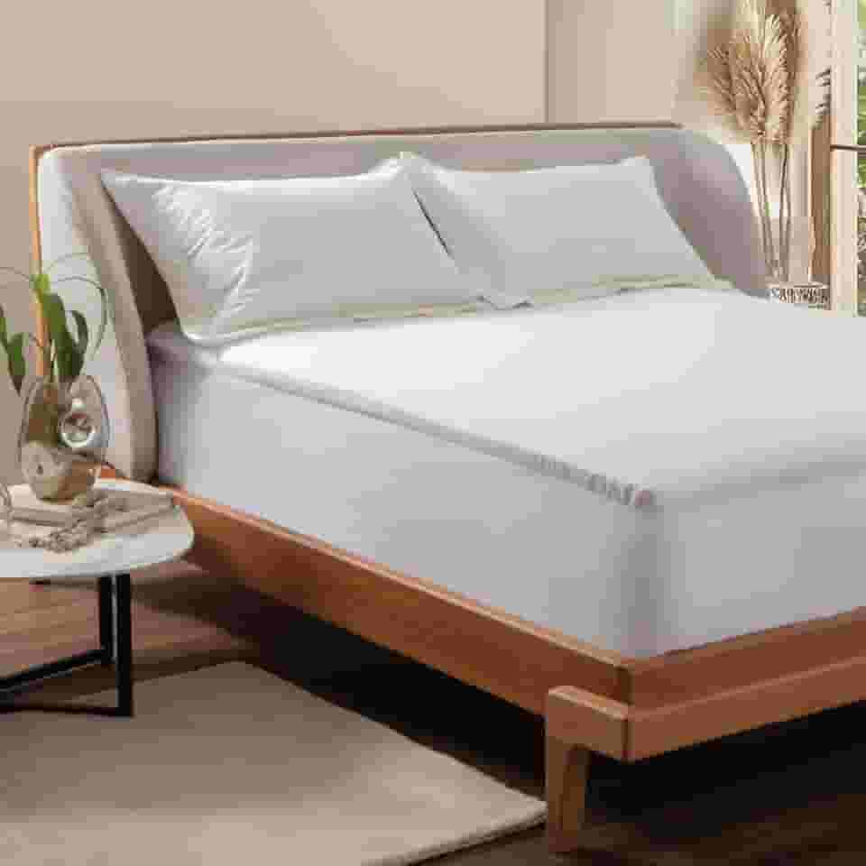 Pillow Top Espuma Soft, Toque Macio, Altura 5cm, Micropercal 200 Fios, 100% Poli�ster, El�sticos Laterais, Antial�rgico, Conforto Duradouro, Al�vio de Press�o, Altihaus (Casal)