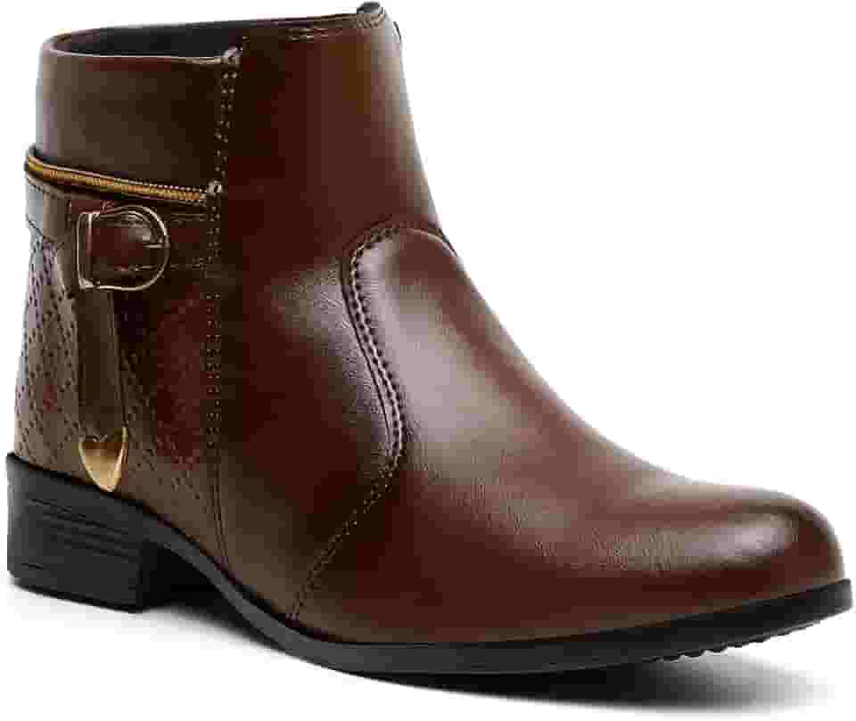 Coturno Feminino Botinha em Couro Salto Baixo