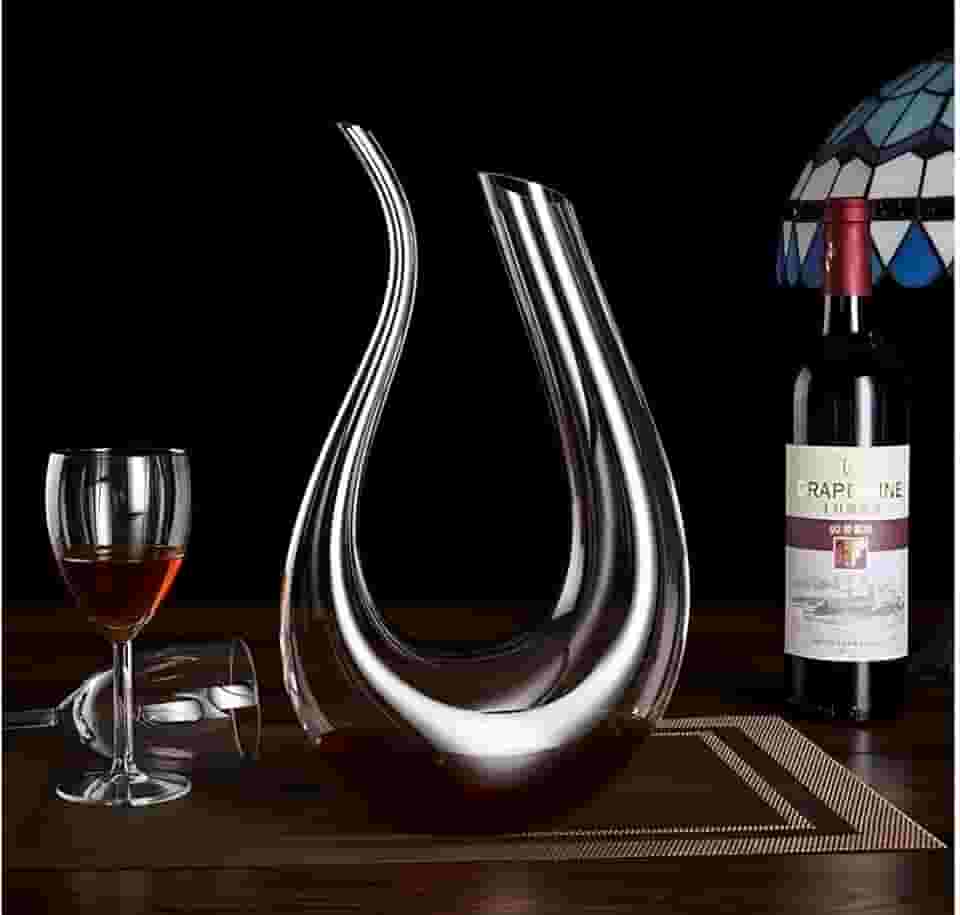 Decanter de Vinho 1,1L em Formato U – Aerador Profissional em Vidro Cristalino – Design Elegante para Oxigenação Rápida – Ideal para Vinhos Tintos e Presentes
