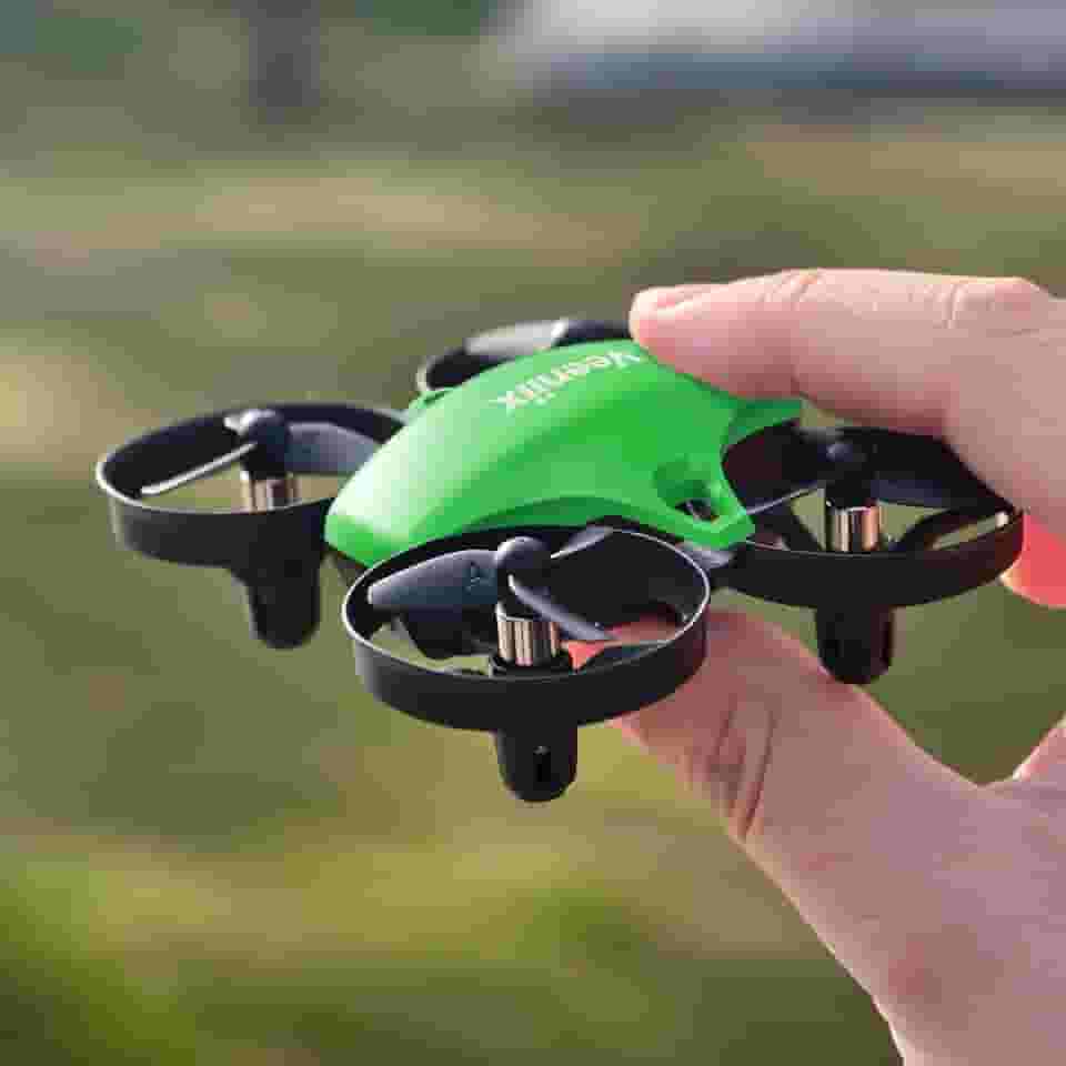 Mini drone V995 para crianças e iniciantes, avião quadricóptero interno e externo para meninos e meninas com giros 3D, rotação de 360°, mosca circular, flutuar automaticamente, modo sem cabeça e 3