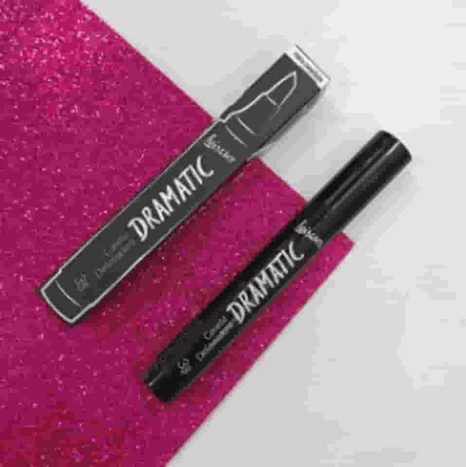 Caneta Delineadora Dramatic, Preta, para Maquiagem dos Olhos