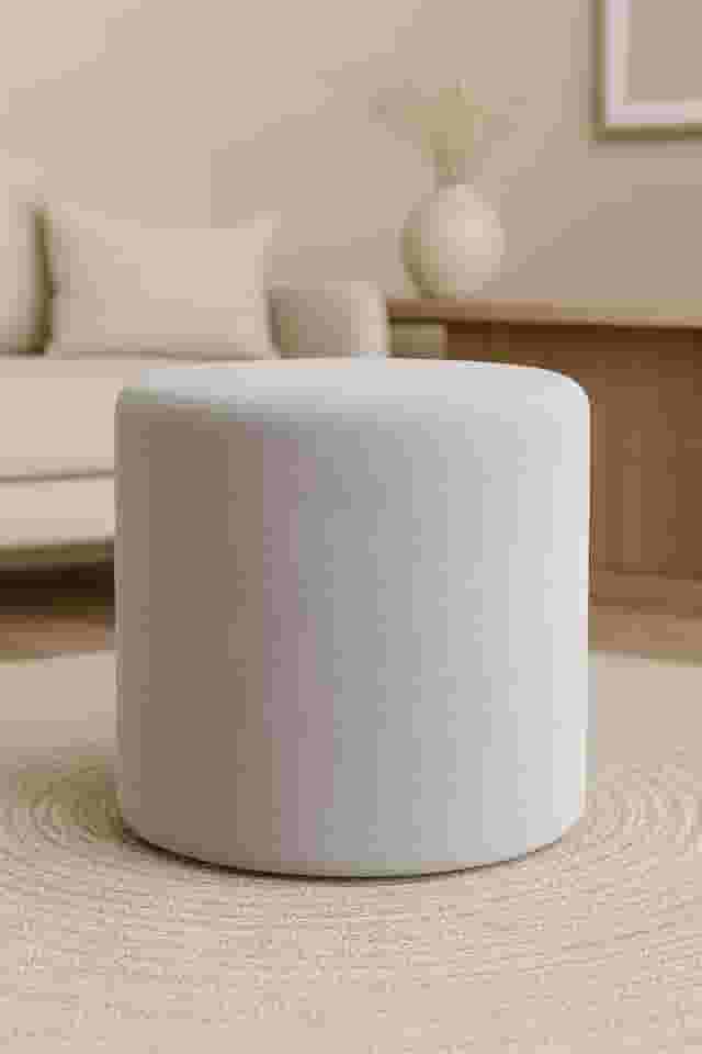 Puff Decorativo Redondo Suede para Sala Quarto Banqueta Estofado (Nude)