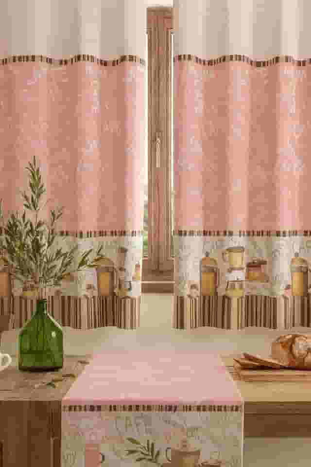 Cortina Cozinha Oxford 2,00x1,40 Estampada Cappuccino Janela Vitrô Ilhós Blackout Blecaute Decorativa Poliéster Varão (Cappuccino Rosa)