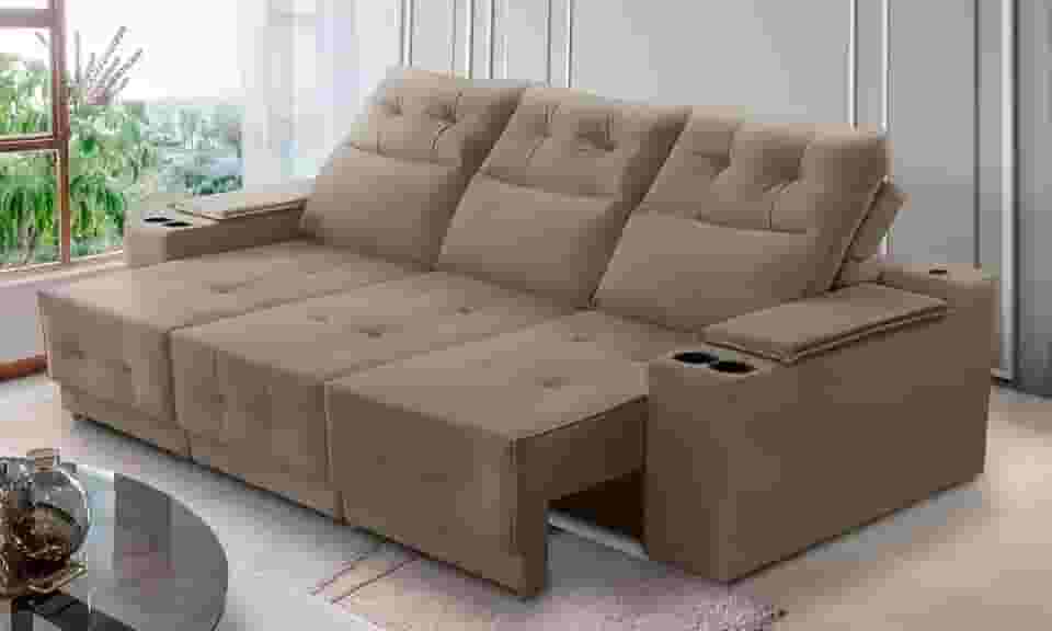 Sofá Retrátil e Reclinável 3 lugares 2,30m com Porta Copos e USB Hannah Suede Capuccino Adonai Estofados