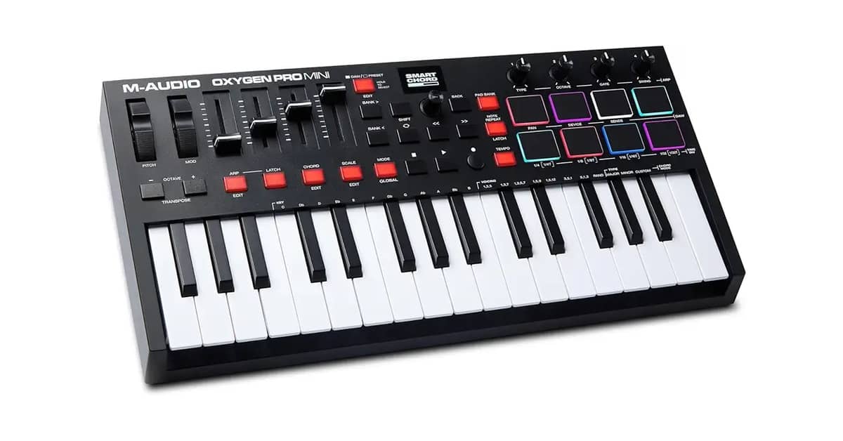 Melhores teclados controladores com pads e faders?