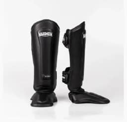 Caneleira Maximum Muay Thai Kickboxing Preta Tamanho M