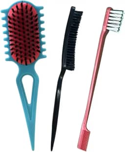 KIT PENTEADO CABELOS CACHEADOS - 1 ESC. DE FITAGEM, 1 ESCOVA 3 FILEIRAS CERDAS, E BABY HAIR