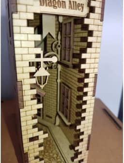 RR.Markeplace Aparador de Livros Harry Potter Beco Diagonal Iluminado Quarto (Desmontado) - MDF Bege