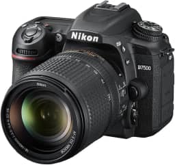 Nikon D7500 KIT 18-140mm VR - 20MP Câmera Digital DSLR Preta
