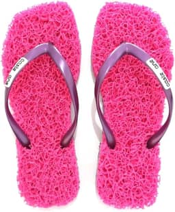 Chinelo Confort Square ideal para Fascite Plantar, esporão de calcâneo, sensação de estar pisando em um tapete macio.