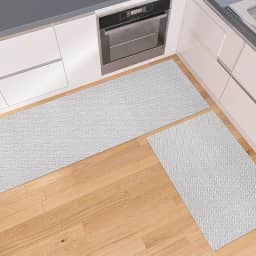 Jogo Tapete Cozinha 2 peças Passadeira Emborrachada 1,30m x 45cm Capacho Antiderrapante 65cm x 45cm Decoração Chevron Rústico Cinza Artesanal 100% Algodão