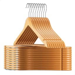 Kit 30 Cabides de Madeira Adulto 360° Para Roupas Calças Cor Marfim Envernizados