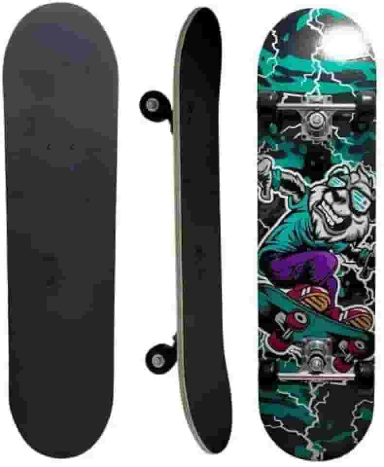 Skate Infantil Completo, 7 Lâminas de Madeira, Design Radical com Arte em Verde e Preto, Montado com Lixa para Iniciantes