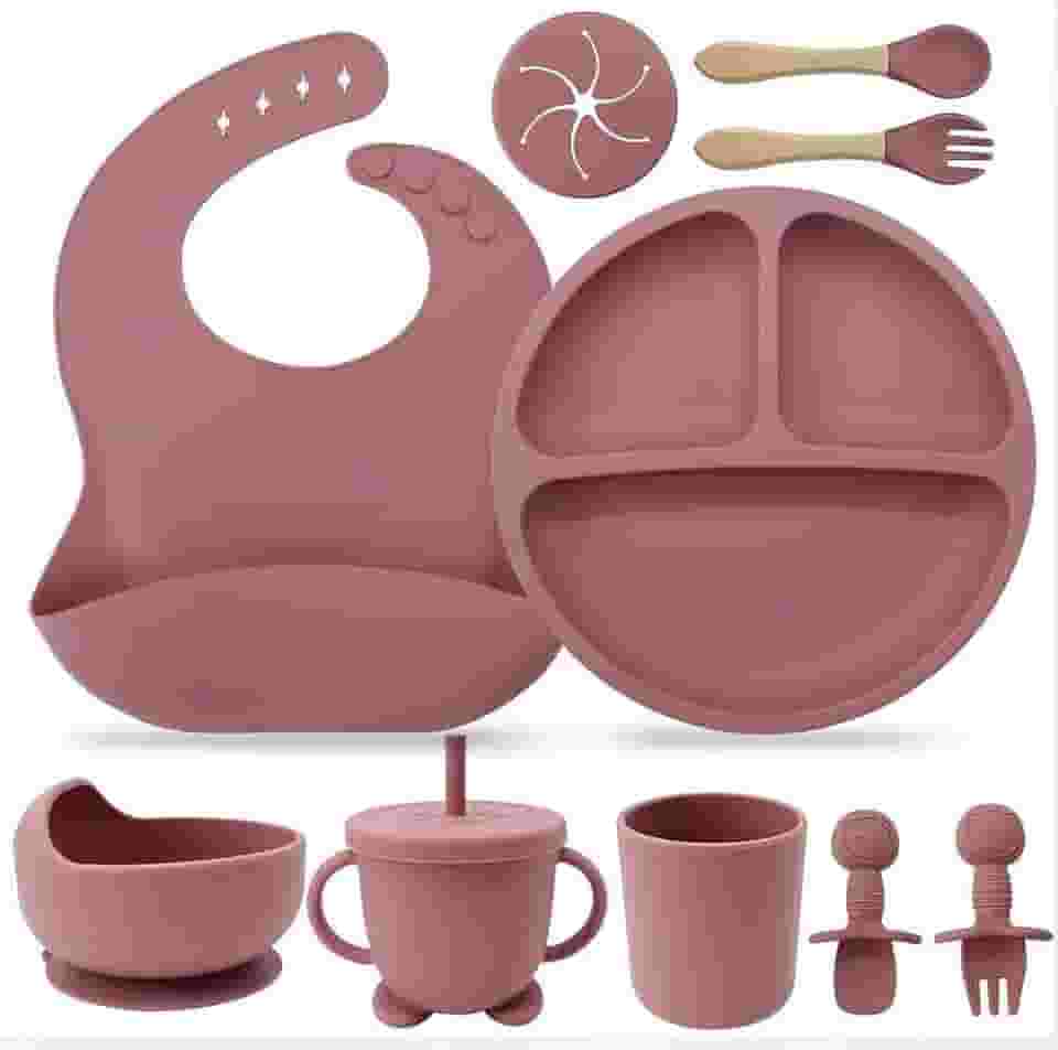 Kit Introdução Alimentar Bebê 8 Peças Prato + Bowl Babador Copo + Tampa com Canudo + 2 Talheres + 2 Talheres Ponta Silicone Cabo de Madeira 100% Silicone Antitóxico Premium (Rosa Rubi)