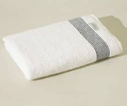 Toalha de Banho Tomie 530g 100% Algodão 79x160cm – Alta Absorção e Maciez – Secagem Rápida e Durabilidade Premium – LMPeter (Branco)