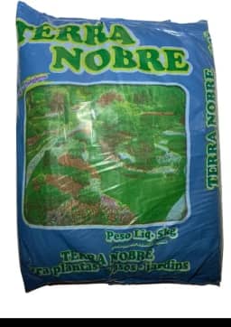 Terra Nobre Vegetal Adubada 5kg - Plantas/Horta/Plantação/Flores