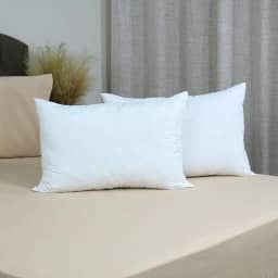 Kit 2 Travesseiros de Pluma de Ganso Sintético, Micropercal 200 Fios, Branco, 68x48cm, Revestimento em Poliéster, 600g, para Adulto