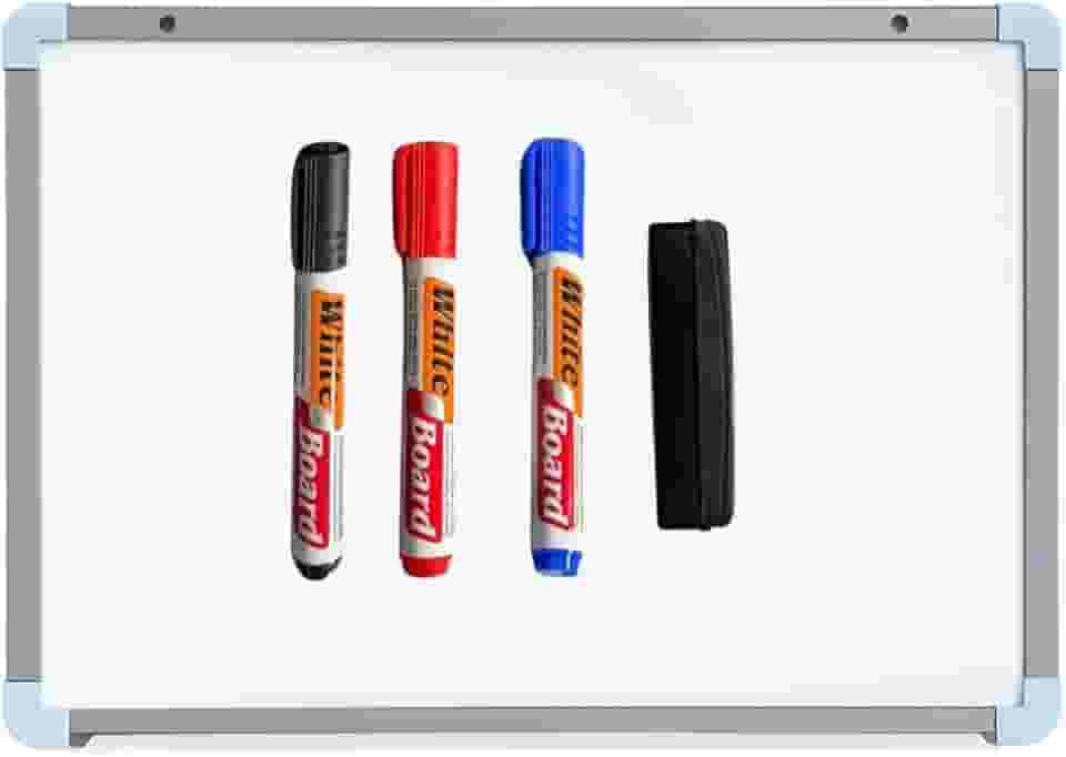 Quadro Branco UV com Moldura MDF Revestido em Alumínio Soft + Canetas e Apagador (80x60)