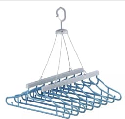 Varal Dobrável com 8 Cabides – Praticidade e Organização em Espaços Compactos