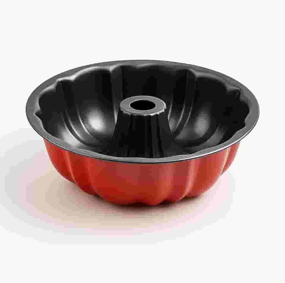 Forma Assadeira de Furo Central 24 cm Antiaderente para Bolo e Pudim Aço Resistente