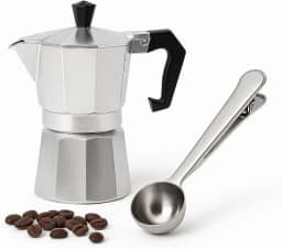 Kit Cafeteira Italiana Moka Alumínio 300ml com Colher Medidora Inox com Prendedor Ideal para Café Encorpado Preparo no Fogão Cozinha Prática Viagem ou Presente Criativo