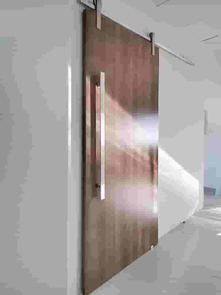 DECORPLACE, Porta Carvalho 80cm + Kit Correr 1,5m + Puxador 1m Escovado