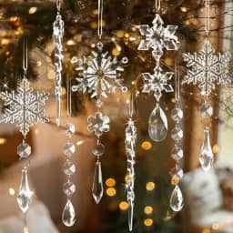 18 peças de enfeites de Natal de cristal para decoração de árvores, enfeites de gelo de floco de neve de acrílico para pendurar com pingentes de gota para decoração de candelabro do país das