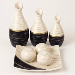 Centro de Mesa com Três Vasos Decorativos em Cerâmica, Preto, para Sala de Jantar e Aparador