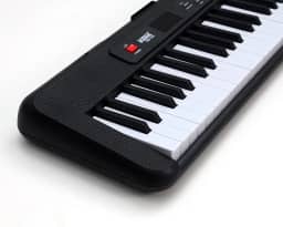 Teclado Kobe Arranjador KB-150 BK Preto 5/8 61 Teclas Indicado Para Estudos