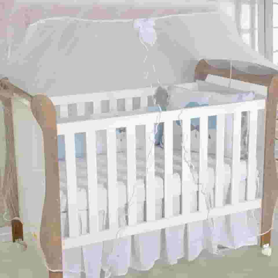 Mosquiteiro para Berço Americano e Nacional, 4,5m x 1,5m, 100% Poliéster, com Laço Decorativo (Branco)