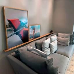 Prateleiras Porta Quadros 180cm Integrada flutuante