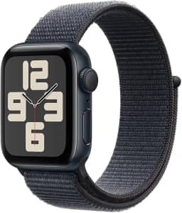 Apple Watch SE GPS • Caixa meia-noite de alumínio – 40 mm • Pulseira loop esportiva tinto