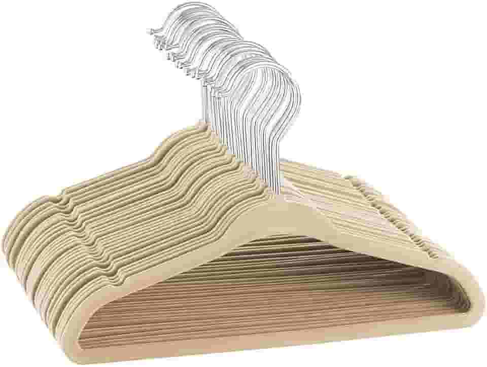 Kit com 10, 20, 30, 40, 50, 100 Unidades de Cabides de Veludo Adulto Slim Ultra fino Antiderrapante Roupas Gancho 360° Organizador Armário Closet Reforçado Multifuncional Não Escorrega (10, Bege/Nude)