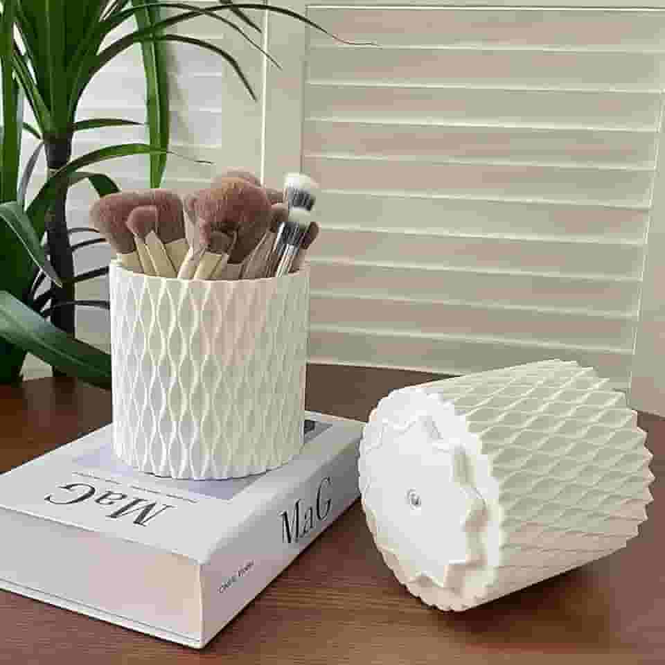 Porta Pincéis e Canetas Giratório 360° com Tampa | Organizador de Maquiagem e Escritório 5 Compartimentos | Material PP Resistente