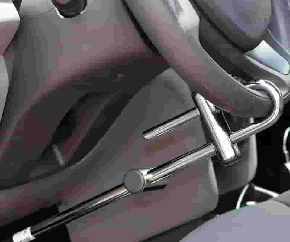 Tranca Trava Carros Volante Pedal Carro Anti Furto Segurança Aço Puro Cromada