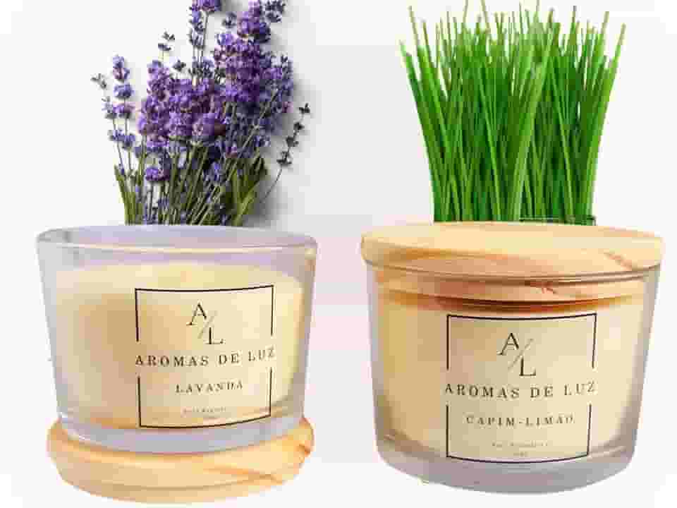 Kit 2 Velas Aromáticas Lavanda E Capim Limão 100gr Aromas de Luz