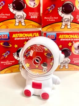 Apontador Manual C/Design De Astronauta -Manivela (Vermelho)