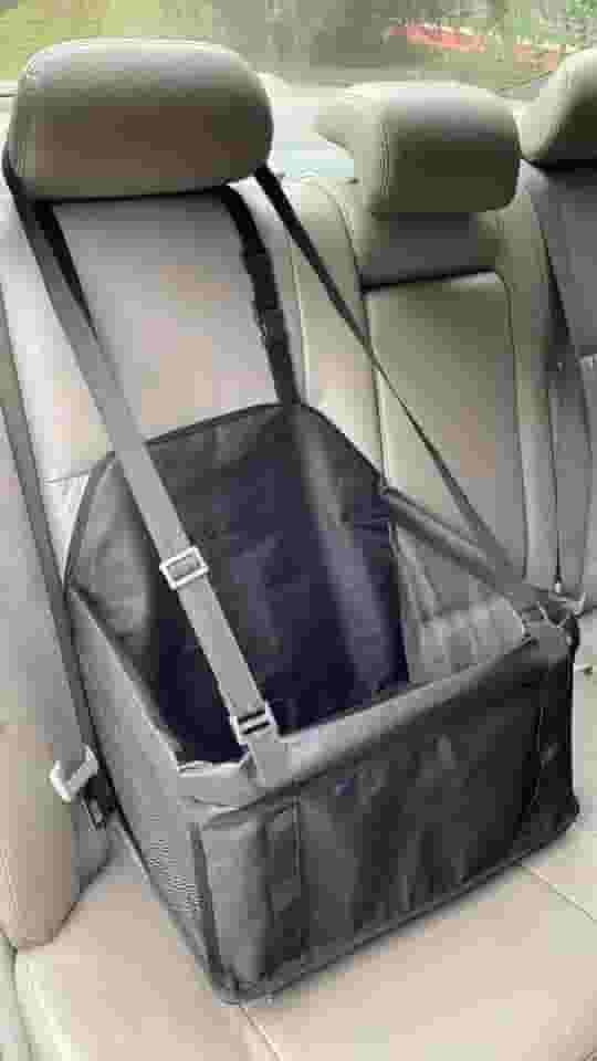 Cadeira TOTAL PRETA de Transporte PET de Luxo Segurança Pet Carro Cachorro e Gatos.