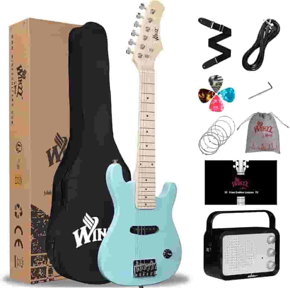 WINZZ Kit de guitarra elétrica infantil de 76 cm, mini guitarra elétrica para iniciantes com amplificador, estojo, cordas extras, palhetas, alça, cabo e chave inglesa, verde claro