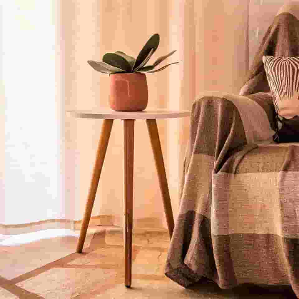 Mesa De Canto Redonda 45x60 Pé Palito Grande Mdf