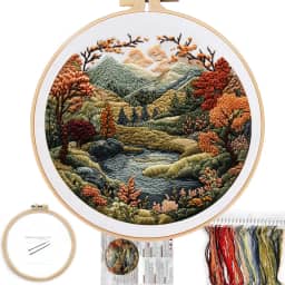 FONNUY Kit de bordado para iniciantes, kits de padrões pré-estampados com paisagem da natureza boho para adultos com aro, costura de linha colorida fácil de seguir, argola de 20 cm (colinas de flores)