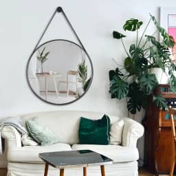 Espelho De Banheiro Decorativo Redondo 50cm com Alça De Couro Preto e Suporte de Fixação