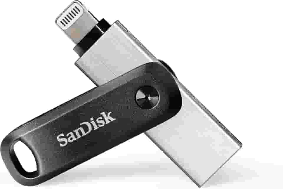 Pendrive SanDisk 64GB iXpand Go SDIX60N-064G-GN6NN, para iPhone e iPad, preto